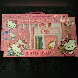 Hello Kitty Stationary set